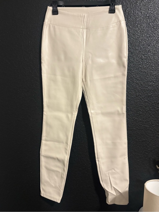 Baccini Pants - Cream Faux-Leather Leggings size small
